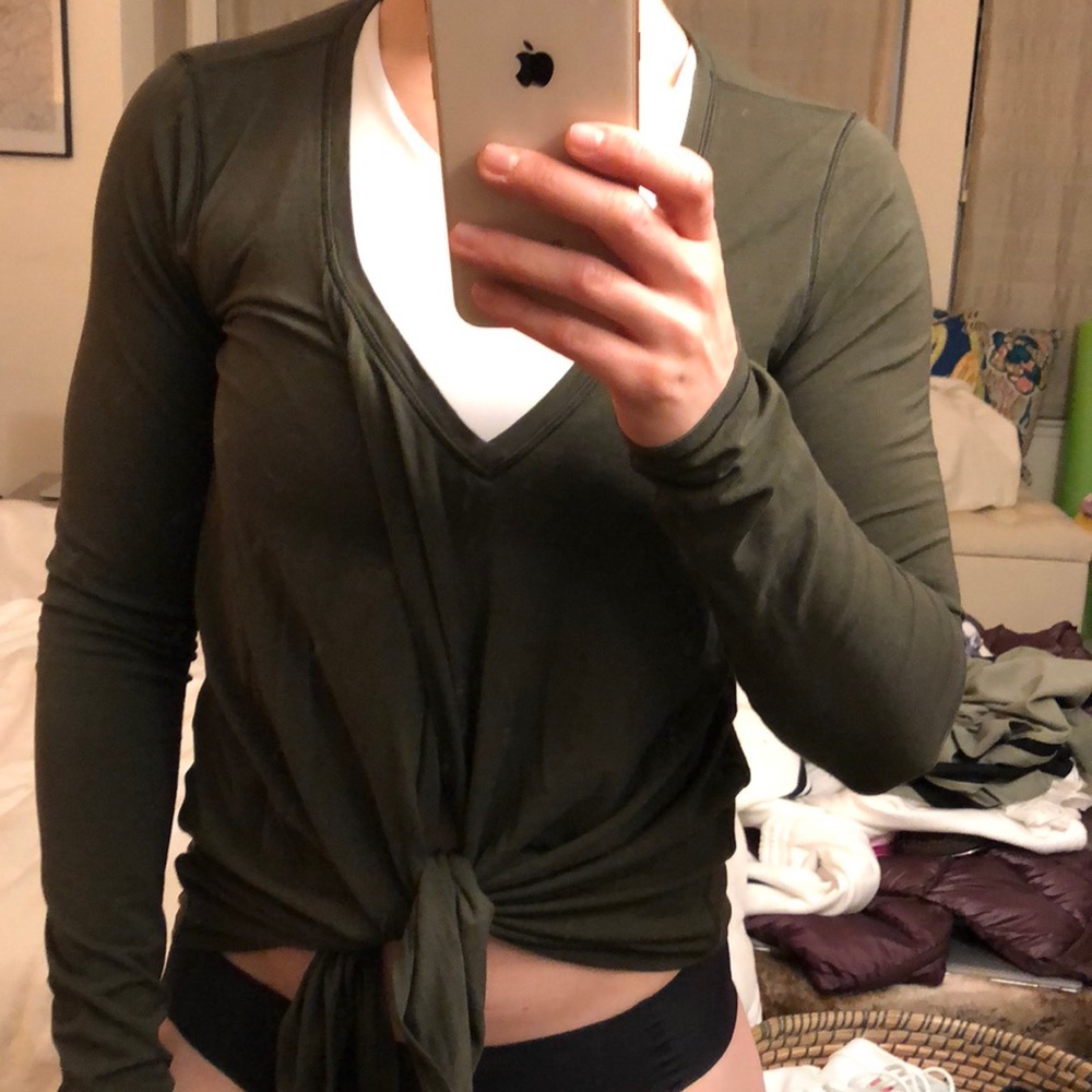 Lululemon olive green long sleeve shirt with tie
